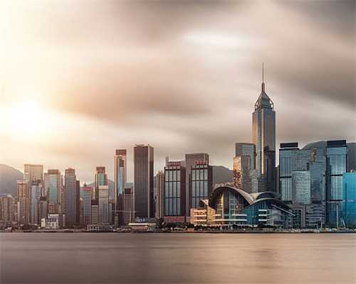58.6万元，杜卡迪国内发布234匹的超级赛车V4R